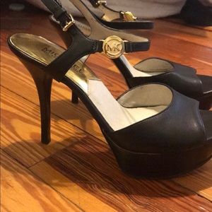 Michael Kor heels
